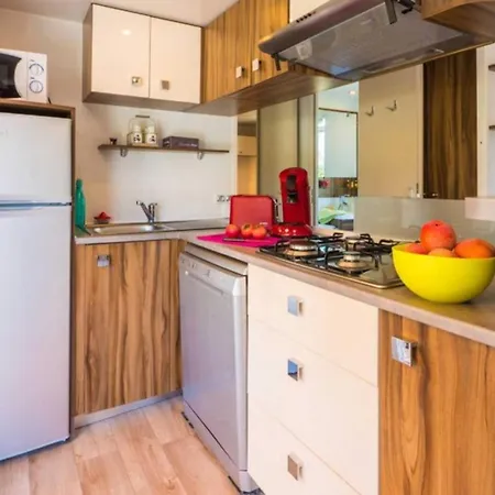 Eurocamp Mobile Homes At Campsite Valkanela * Funtana