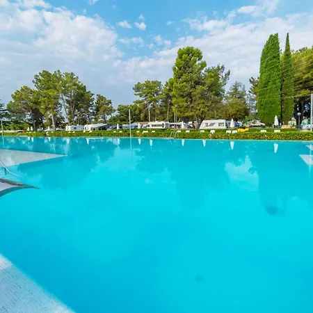 Eurocamp Mobile Homes At Valkanela Funtana