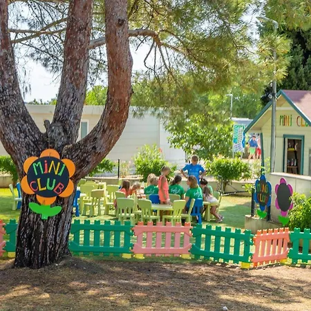Holiday park Eurocamp Mobile Homes At Campsite Valkanela