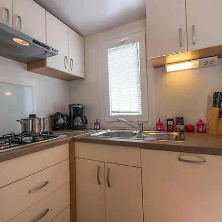 Eurocamp Mobile Homes At Valkanela Ferienpark *