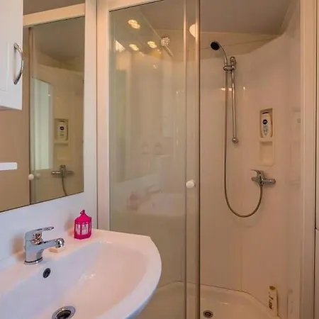 Eurocamp Mobile Homes At Valkanela * Funtana