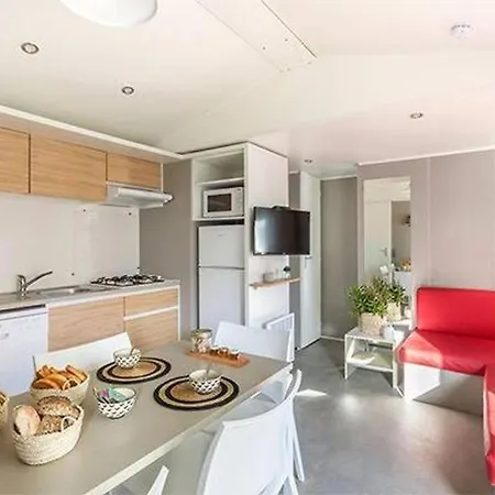 Eurocamp Mobile Homes At Valkanela